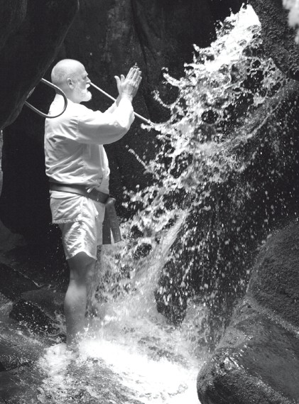 An-Shu Stephen K Hayes performs consecration ceremonies at the dragons Mouth - photo 4