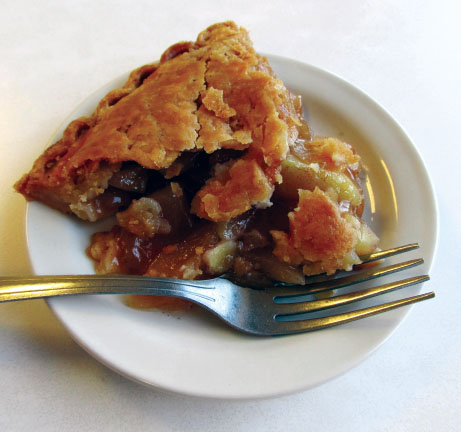 Apple pie at Bettys Steaks and Chicken in Harrisburg Kat Robinson Pie is - photo 3