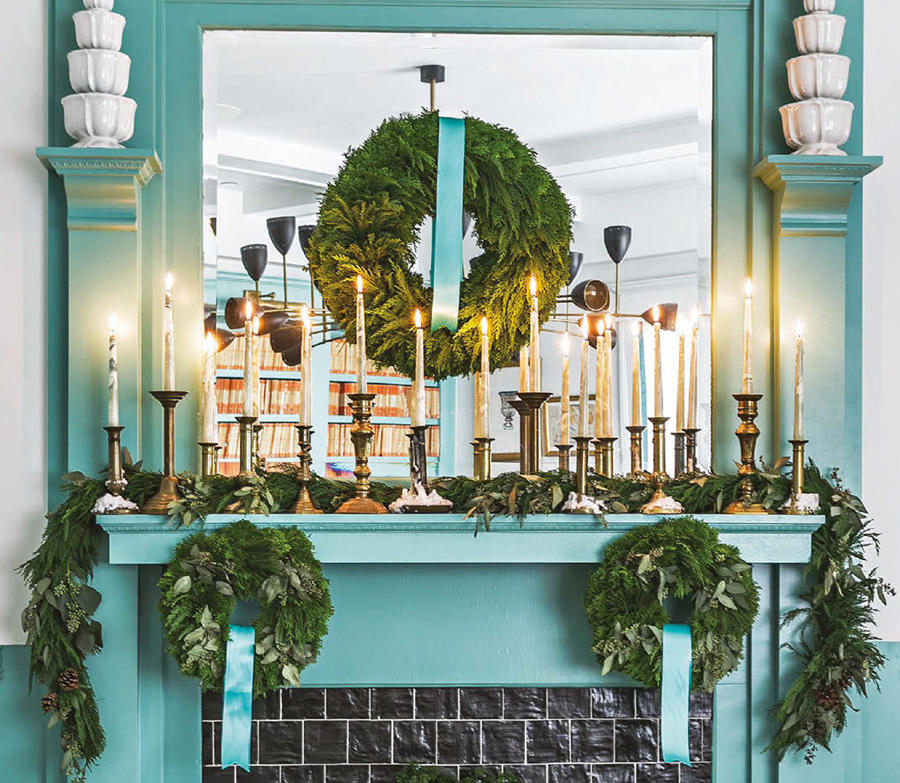 Hanging of the Green The mantels architectural details shine through unadorned - photo 15