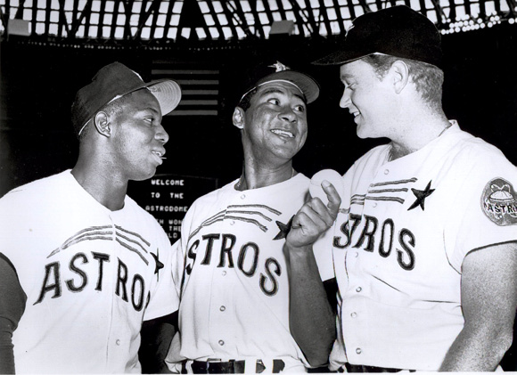 A trio of stars for Astros Jimmy Wynn Mike Cuellar and Rusty Staub - photo 4