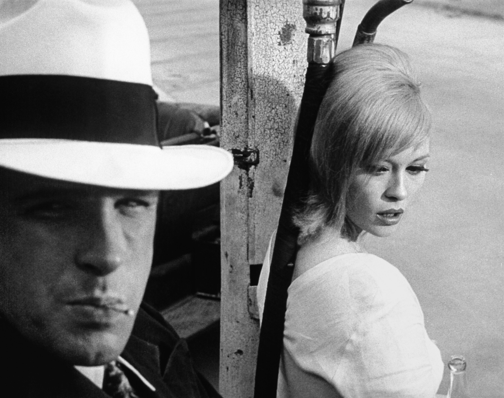 Faye Dunaway and Warren Beatty set up as Bonnie and Clyde 1967 Its a - photo 4