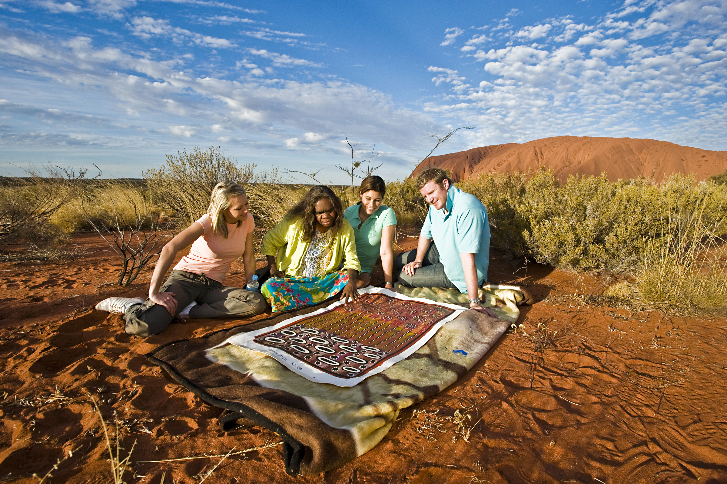 Indigenous artist shows her work to visitors TOURISM NTDAVID KIRKLAND By - photo 8