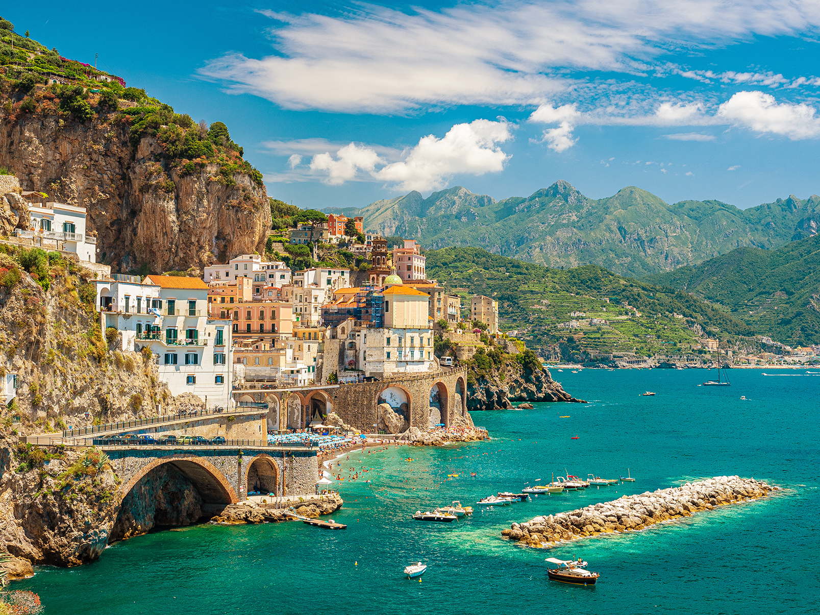 Amalfi Coast BALATE DORINSHUTTERSTOCK Sentiero degli Dei Making a - photo 11