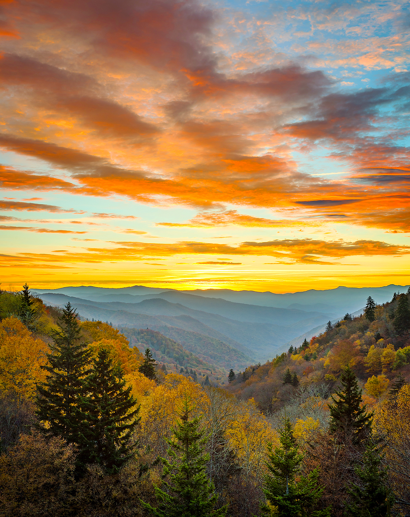 View from the ANTHONY HEFLINSHUTTERSTOCK Why I Love Great Smoky Mountains - photo 8