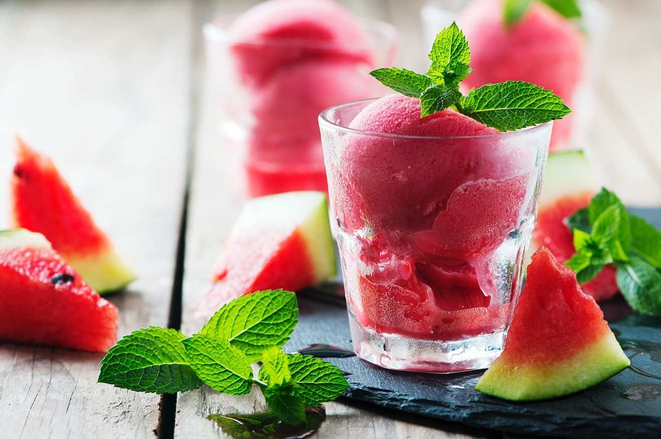 Watermelon is highly rehydrating so it makes a great summer choice for any - photo 8