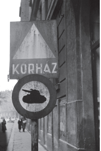 An altered road sign warns of tanks in Budapests Szentkirlyi Street Fortepan - photo 2