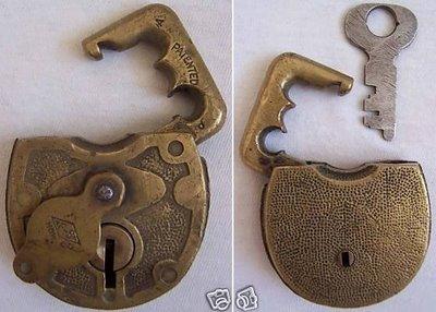 Vintage PadlockLock Picking became an art in the 18th century and lock makers - photo 9