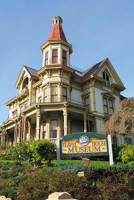 Flavel House Museum in Astoria salmon fisherman sculpture Where to Go - photo 13