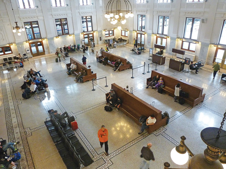 King Street Stations restored lobby BOUNDARIES 3rd Ave Cherry St 1st - photo 7