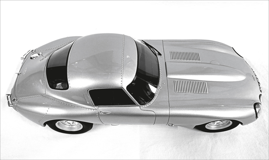 The stunning shape of the rare Malcolm Sayer-designed Low Drag E-Type seen - photo 2