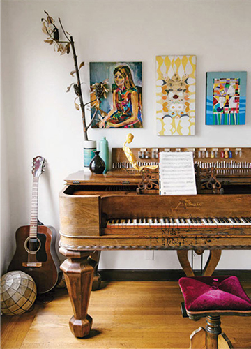 The music room in Erica Tanov and Steven Emersons house see The - photo 9