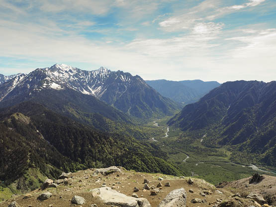 Splendid views from the summit of Mt Yake-dake down towards Kamikchi and a - photo 11