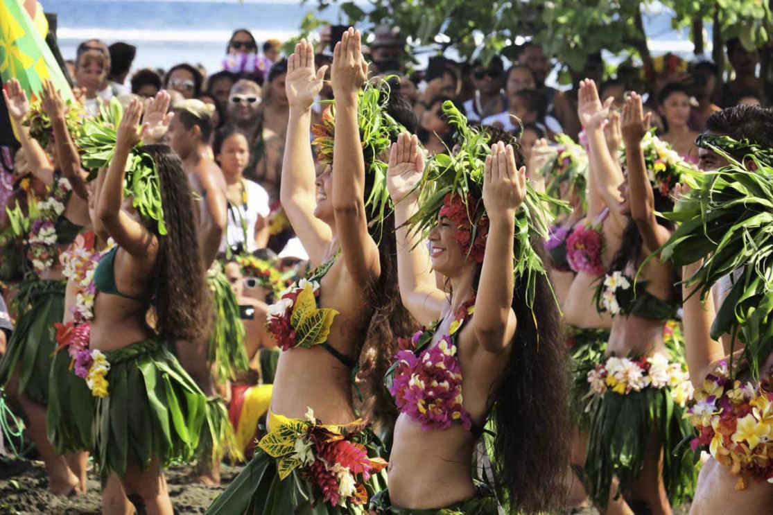 1 Hiva Oa Welcome to Polynesia A primer on Polynesian geography A seafarers - photo 4