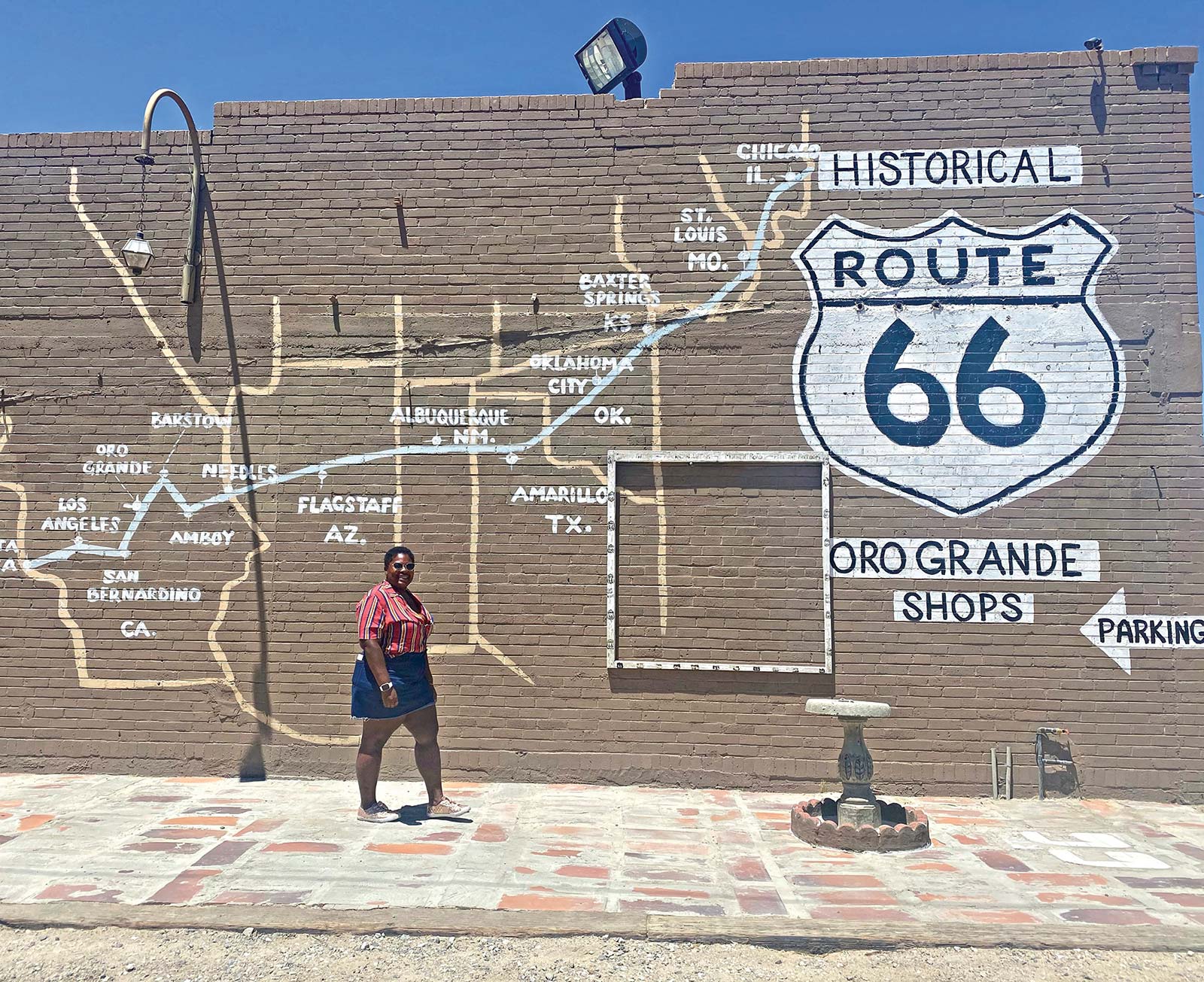 Where to Go Route 66 crosses eight states and three time zones Some of the - photo 6