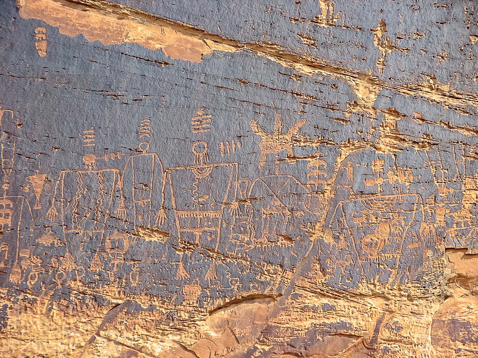 Admire The Colorado Plateau contains a rich tapestry of pictographs and - photo 20