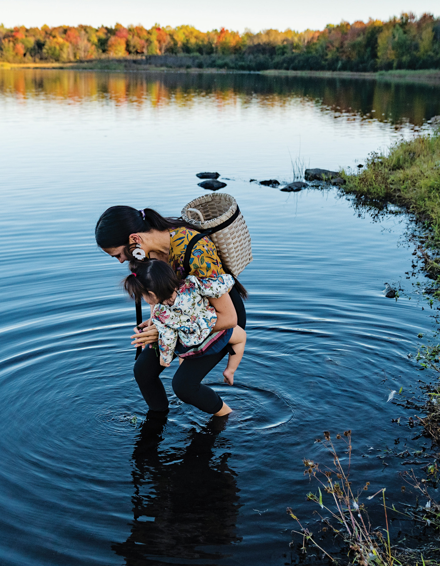 Karennenhawi Goodleaf and her daughter Sakarahkoten forage for wild herbs and - photo 1