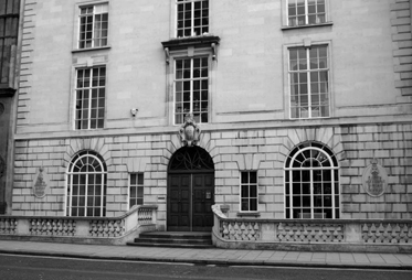 Davies Street Berkeley Square headquarters of the 9th County of London - photo 19