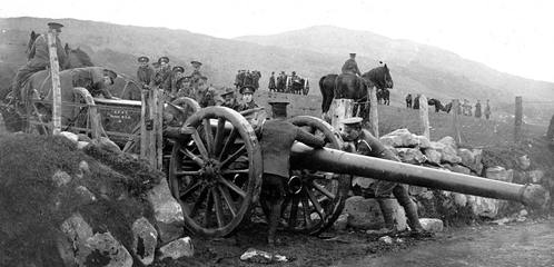 Devonshire Royal Garrison Artillery manoeuvring a 47 inch gun 4th London - photo 7