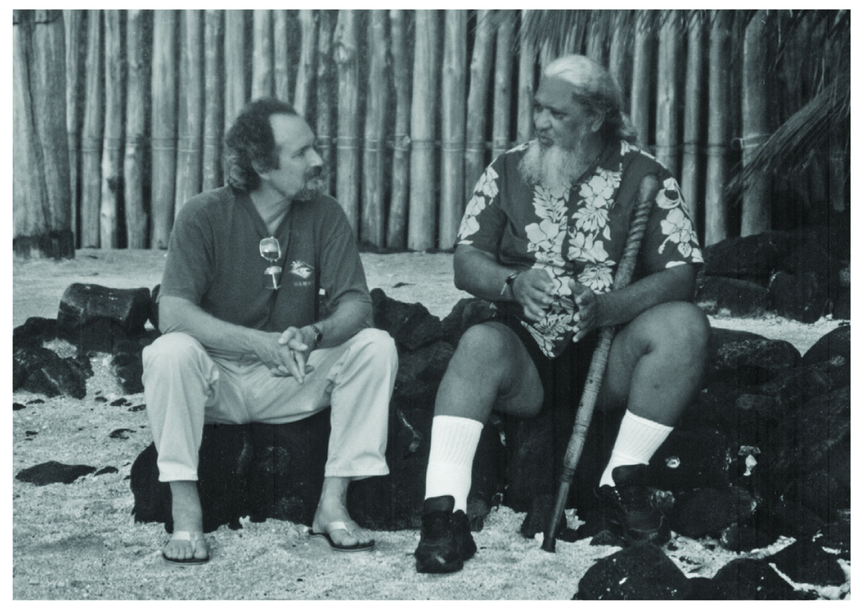 Hank Wesselman and Hale Makua talking at the Place of Refuge at Honaunau South - photo 4