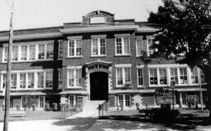 Dana Avenue Elementary School opened for the 191213 school year CPS This - photo 3