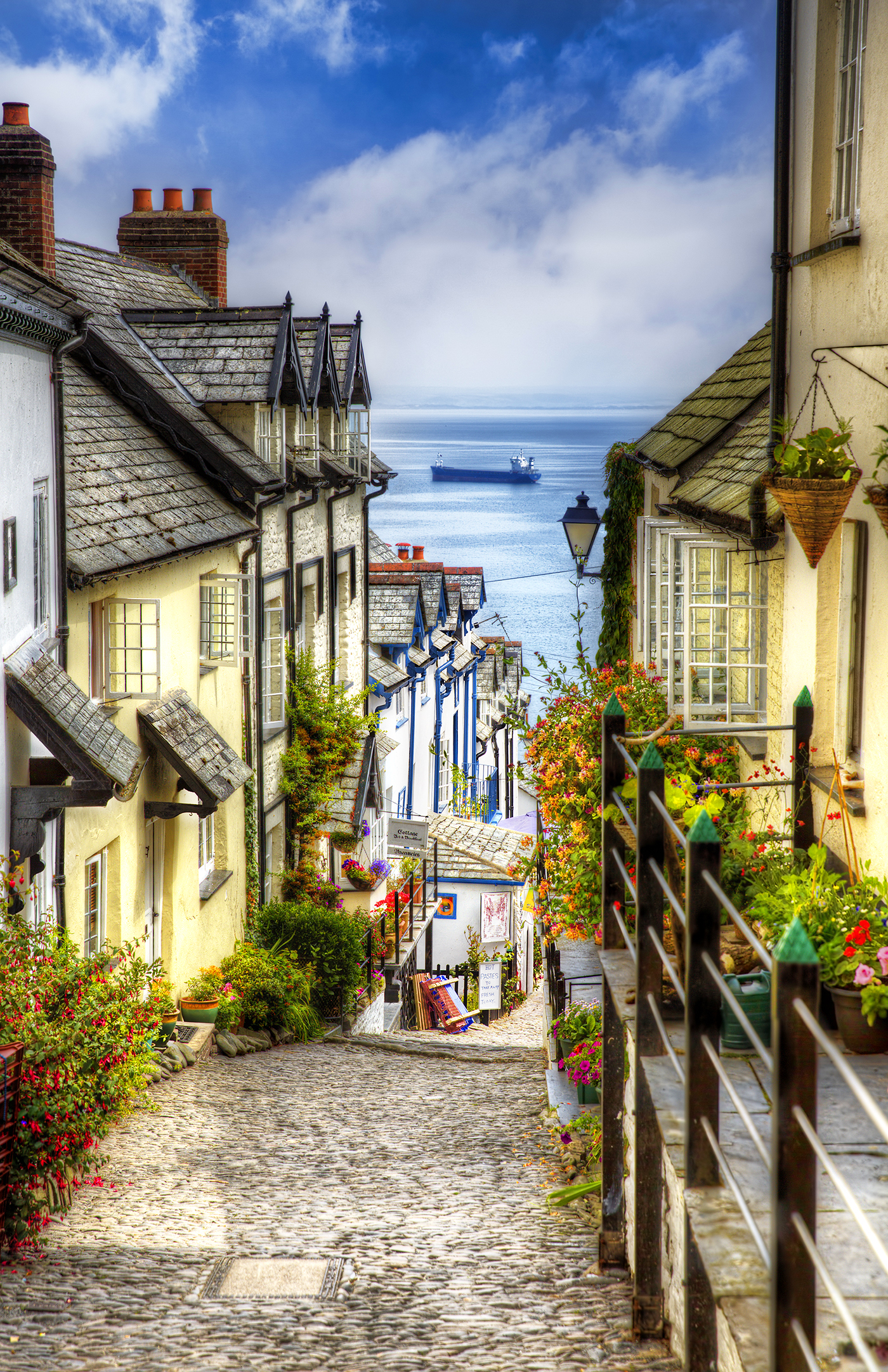 ROLF E STAERK SHUTTERSTOCK Why I Love Devon Cornwall By Oliver - photo 8