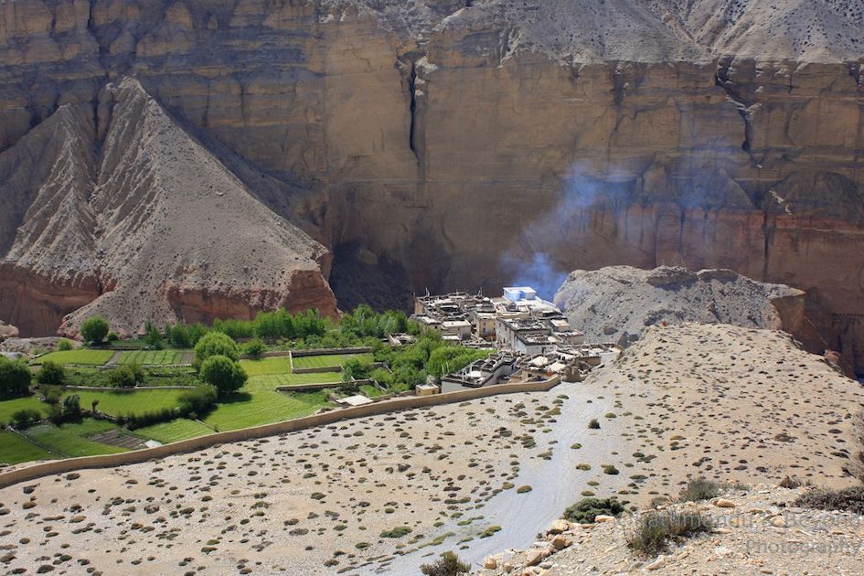 Chele in Upper Mustang Copyright Copyright Mark Bennetts2016 Published by - photo 2