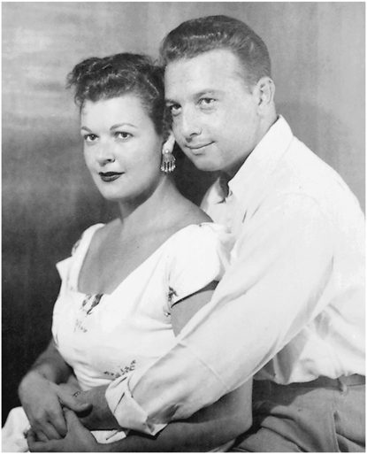 Wedding portrait Ronnie and Marty Weg June 25 1950 Ronnie and baby - photo 9