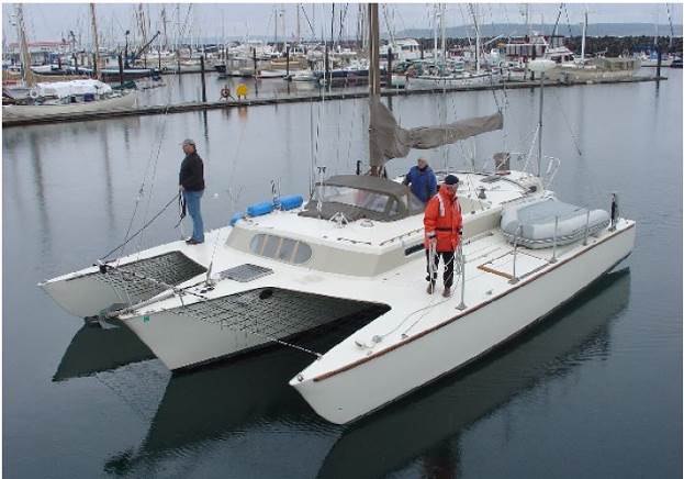 The 2nd owner of this boat had takenvery good care of it He upgraded it with a - photo 3