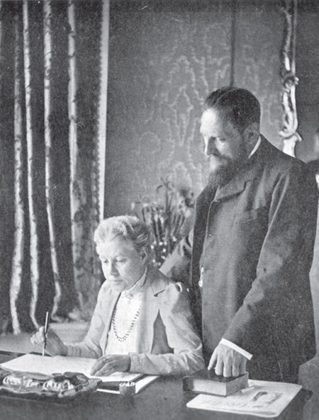 Annie Besant and C W Leadbeater 1900 Annie Besant on Psychic and - photo 3