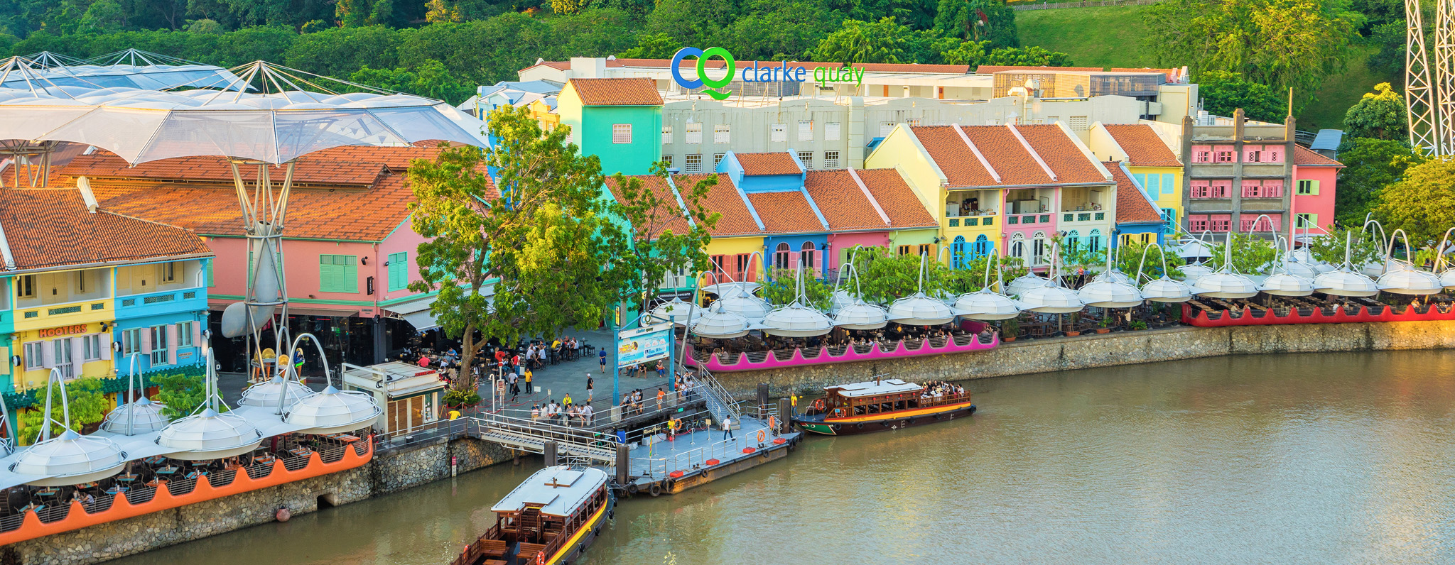 Clarke Quay is a great spot for a riverside evening drink Top 10 - photo 7