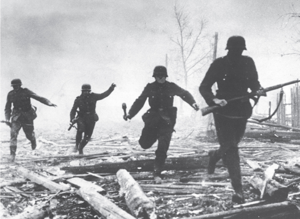 German soldiers were successful during the early days of Operation Barbarossa - photo 3