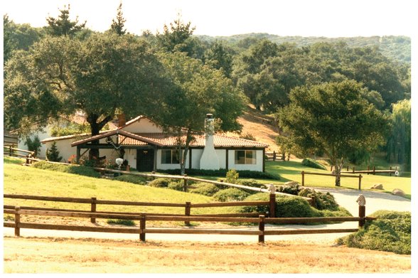 The main entrance of the rustic Rancho del Cielo Reagan built the fences - photo 4