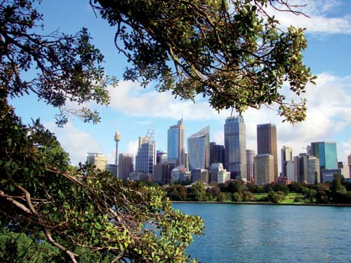 Today Australias largest city has nearly five million inhabitants Sydney - photo 5