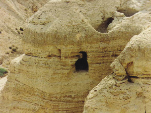 Cave 4 When the Arab-Israeli war broke out in 1948 the Metropolitan took his - photo 6