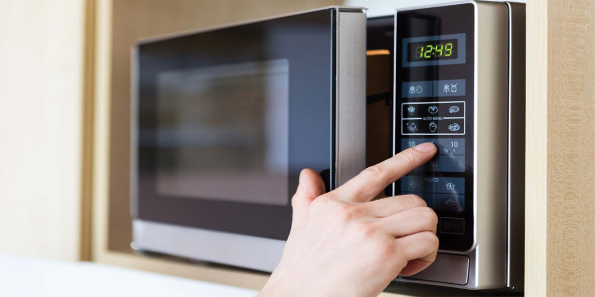 The inside of the oven is metal The microwaves bounce back and forth off the - photo 7