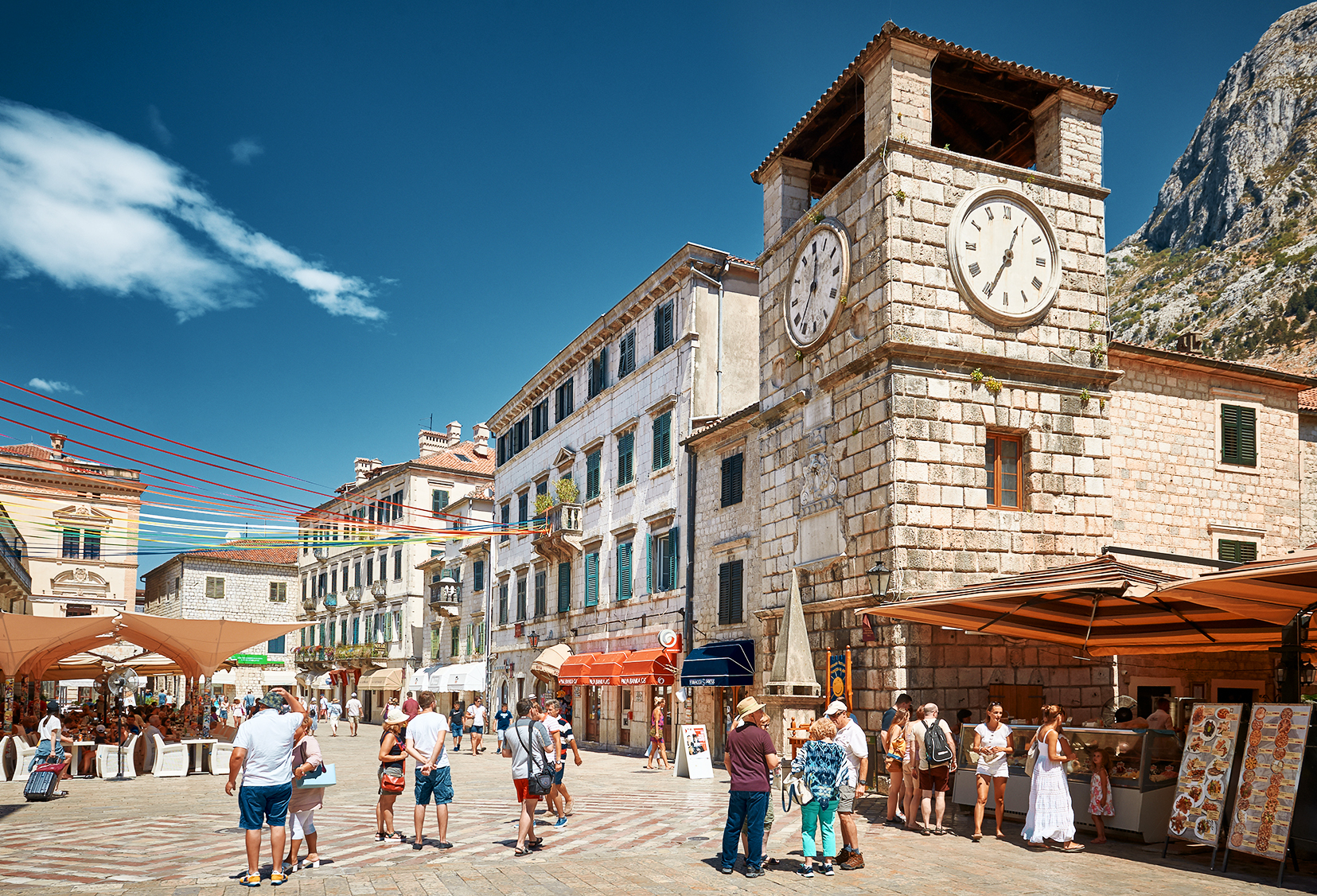 Kotors Old Town ALEKSEI GOLOVANOVSHUTTERSTOCK Perast An oversized village - photo 13