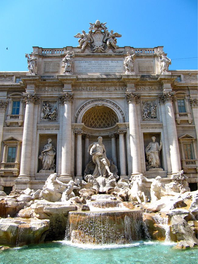 The Trevi Fountain Landmarks to Visit The Colosseum - the most famous - photo 4