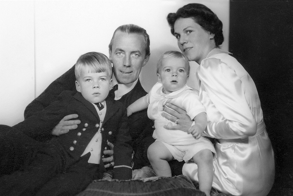 Count Folke Bernadotte with his wife and son Reichsfhrer SS Heinrich - photo 6