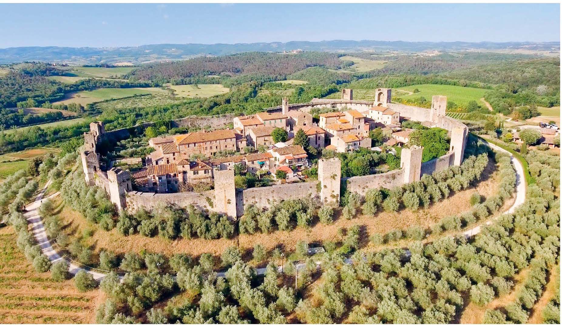 Monteriggioni built by the Sienese as a defence against Florence encircled by - photo 10