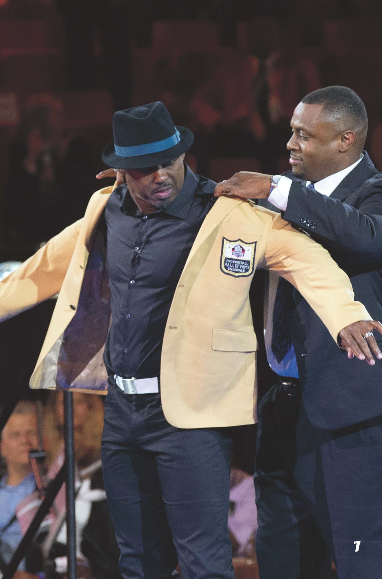 Philadelphia Eagles star Brian Dawkins receives his gold jacket in 2018 - photo 9