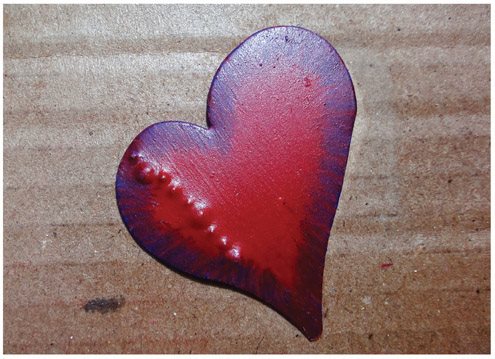 Put your heart on a piece of paper or cardboard and spray outdoors Spray a - photo 8