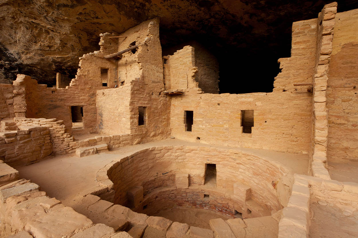 Mesa Verde National Park CO Explore extraordinary cliffside dwellings giant - photo 7