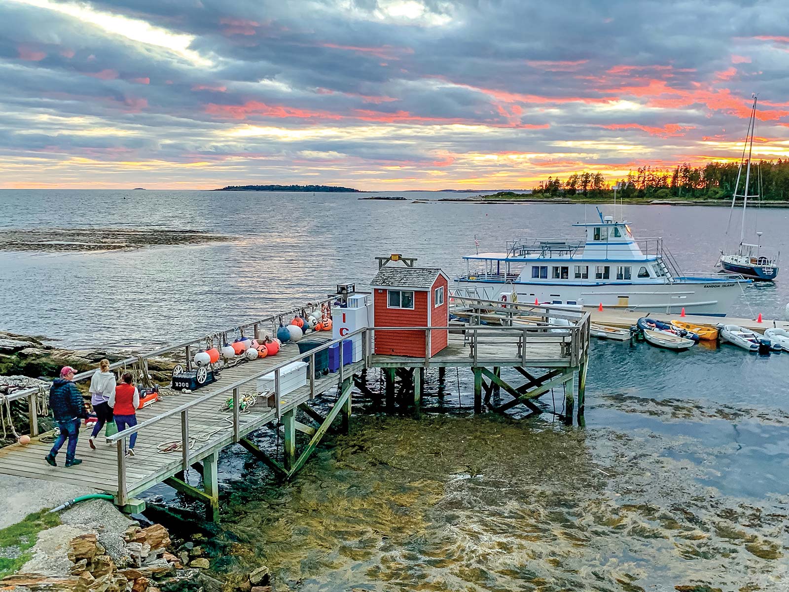 Sebasco Harbor Resort on the Phippsburg Peninsula From the glacier-scoured - photo 8