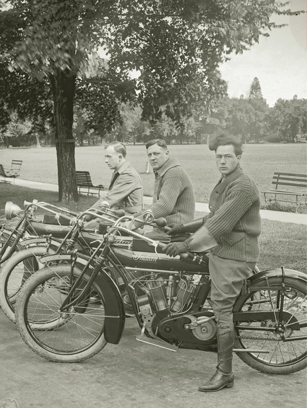 These motorcycles from the early 1900s are not much different from modern - photo 11