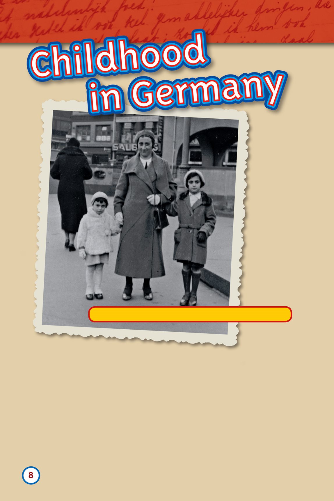 Anne Margot and their mother in Germany in 1933 Anne Frank was born in - photo 10