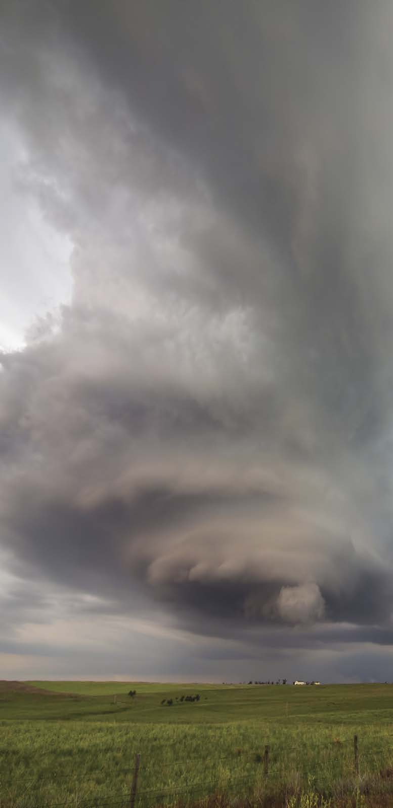 SUPERCELL THUNDERSTORM The storms strength gathers as the cloud mass grows - photo 9