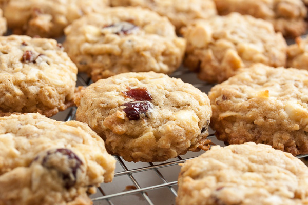 The preparation of Sweet Chocolate Oat with Cranberry is very simple and easy - photo 5