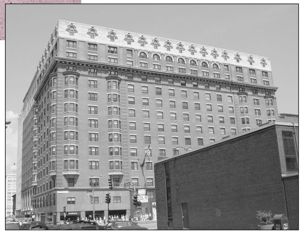 In 1923 the residents of St Louis voted to purchase a memorial plaza and - photo 14