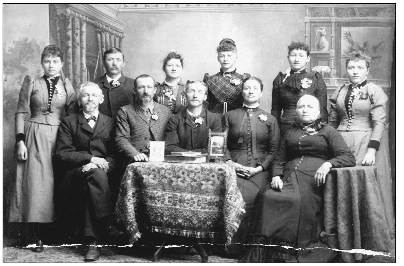 Adam and Louisa Esterly Raab pose with their family in this early 1900s - photo 5