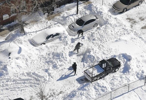 The aftermath of a 2011 blizzard in Chicago Illinois The city of Chicago is - photo 2